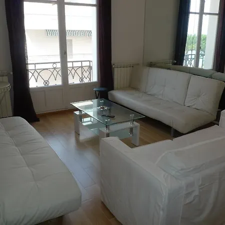 Residence Palais Miramar Beachfront Апартаменты *